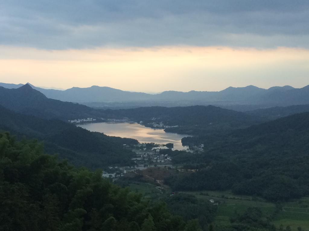 Qingheyue Inn Yi (Anhui) Exteriör bild